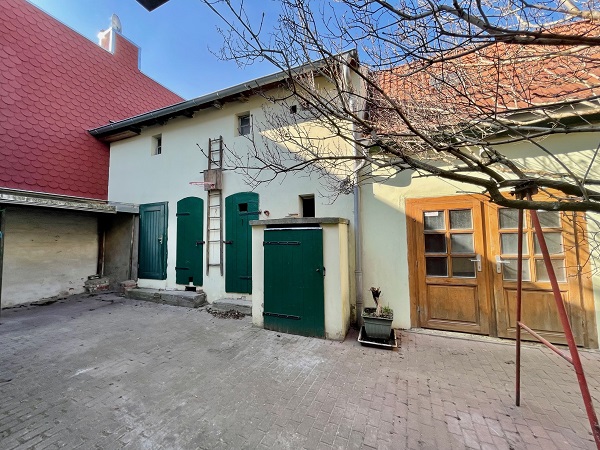 Bernburg, Salzlandkreis, Sachsen-Anhalt, Deutschland 06406, 4 Rooms Rooms,Einfamilienhaus,Kaufen,1090 Bernburg, Salzlandkreis, Sachsen-Anhalt, Deutschland 06406, 4 Rooms Rooms,Einfamilienhaus,Kaufen,1090