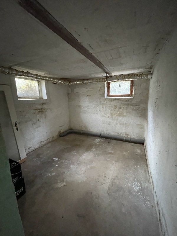 Ermsleben, Harz, Sachsen-Anhalt, Deutschland, 4 Rooms Rooms,Einfamilienhaus,Kaufen,1143