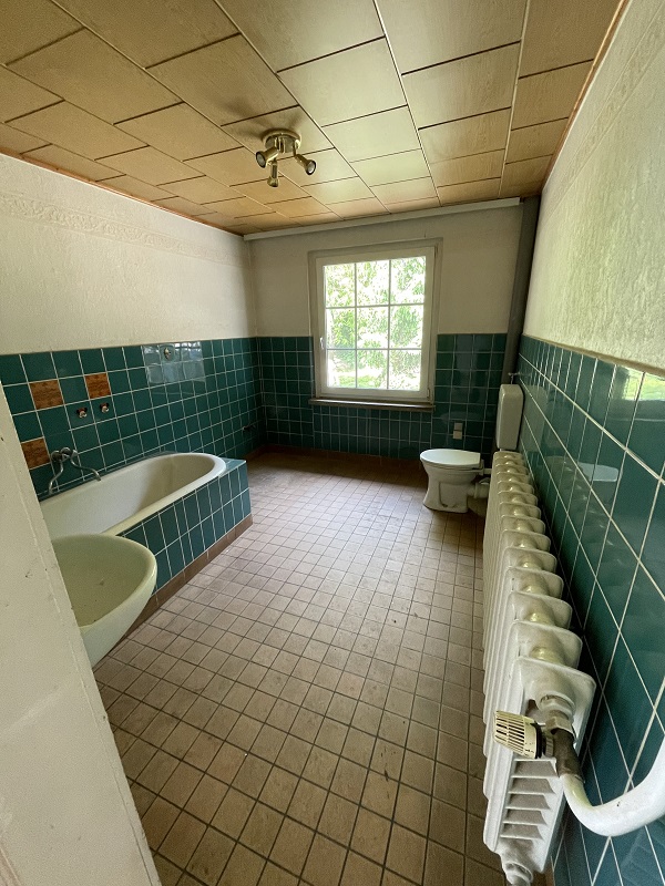 Bernburg, Salzlandkreis, Sachsen-Anhalt, Deutschland 06406, 5 Rooms Rooms,Einfamilienhaus,Kaufen,1157