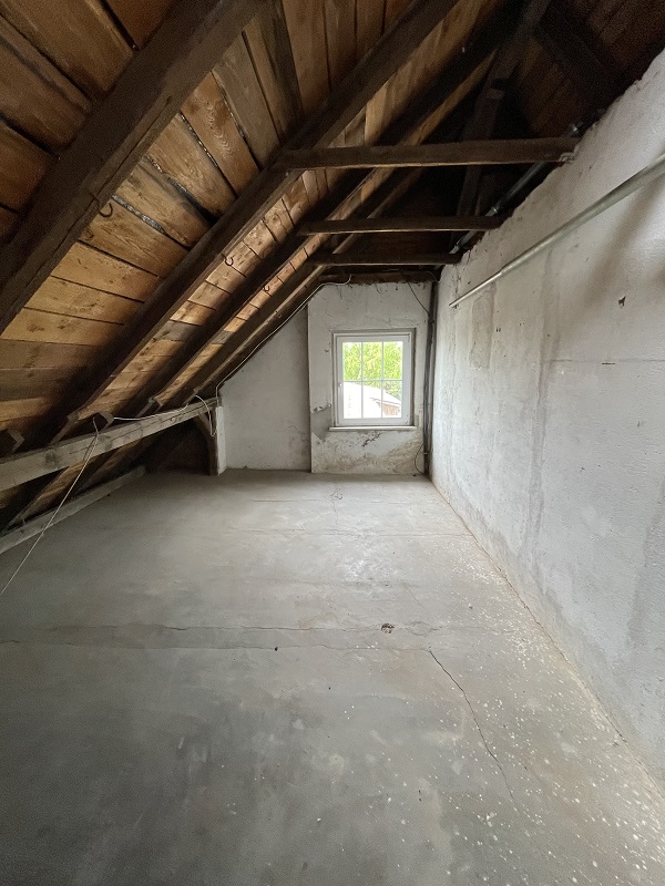 Bernburg, Salzlandkreis, Sachsen-Anhalt, Deutschland 06406, 5 Rooms Rooms,Einfamilienhaus,Kaufen,1157