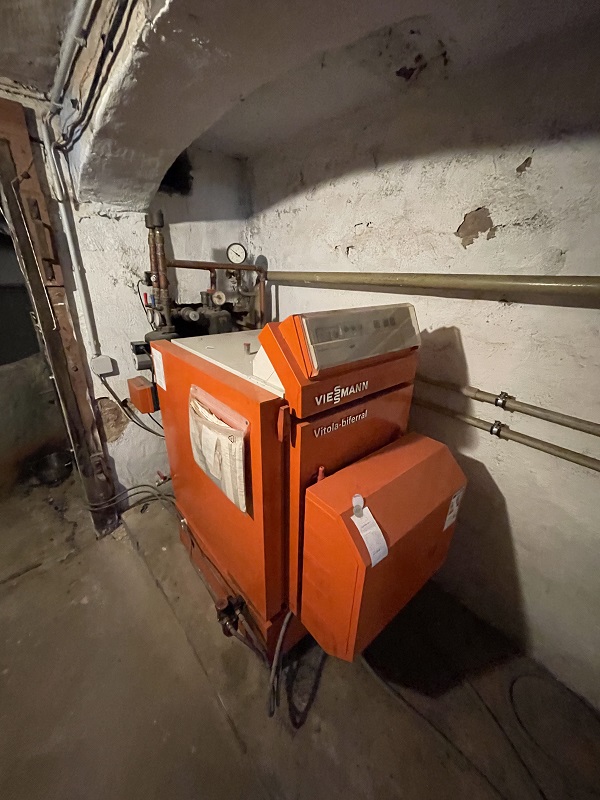 Bernburg, Salzlandkreis, Sachsen-Anhalt, Deutschland 06406, 5 Rooms Rooms,Einfamilienhaus,Kaufen,1157