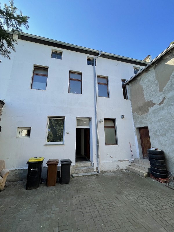 Bernburg, Salzlandkreis, Sachsen-Anhalt, Deutschland 06406, 7 Rooms Rooms,Wohn- und Geschäftshaus,Kaufen,1163