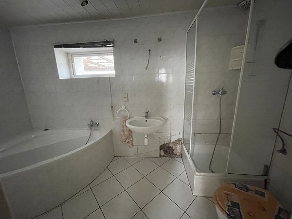 Lebendorf, Salzlandkreis, Sachsen-Anhalt, Deutschland, 5 Rooms Rooms,Einfamilienhaus,Kaufen,1164