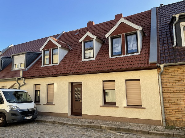 Bernburg, Salzlandkreis, Sachsen-Anhalt, Deutschland 06406, 4 Rooms Rooms,Einfamilienhaus,Kaufen,1169