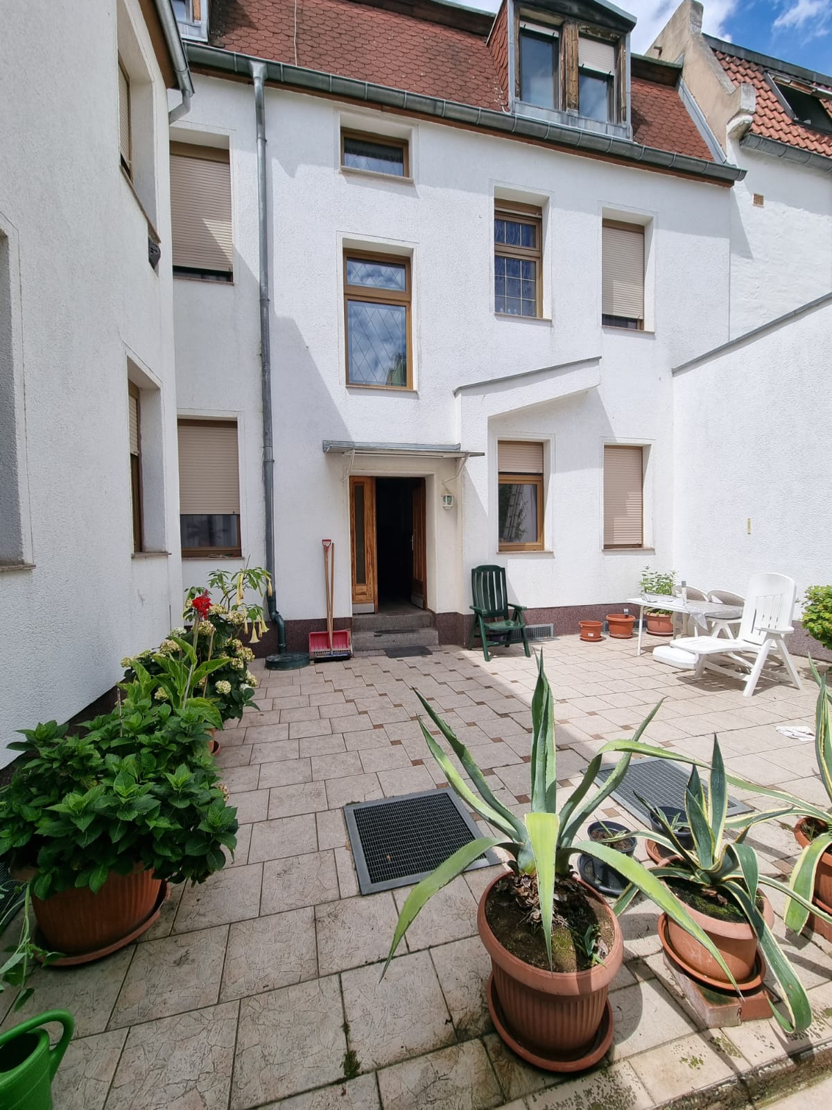 Bernburg, Salzlandkreis, Sachsen-Anhalt, Deutschland 06406, ,Mehrfamilienhaus,Kaufen,1177