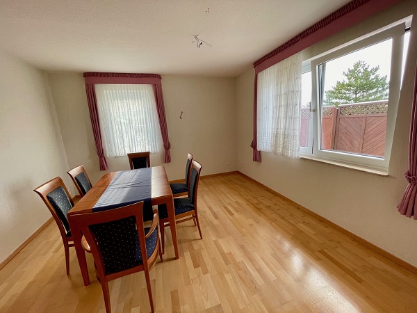 Bernburg, Salzlandkreis, Sachsen-Anhalt, Deutschland 06406, 6 Rooms Rooms,Einfamilienhaus,Kaufen,1180 Bernburg, Salzlandkreis, Sachsen-Anhalt, Deutschland 06406, 6 Rooms Rooms,Einfamilienhaus,Kaufen,1180