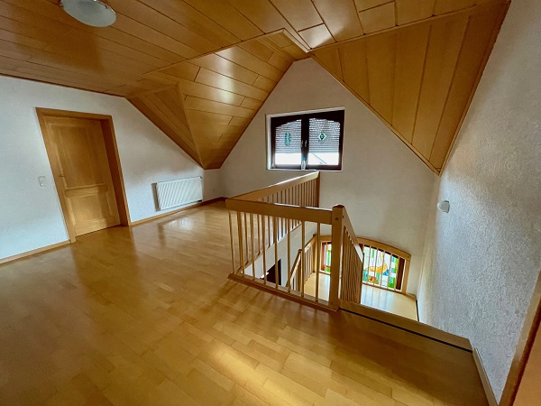 Bernburg, Salzlandkreis, Sachsen-Anhalt, Deutschland 06406, 6 Rooms Rooms,Einfamilienhaus,Kaufen,1180 Bernburg, Salzlandkreis, Sachsen-Anhalt, Deutschland 06406, 6 Rooms Rooms,Einfamilienhaus,Kaufen,1180