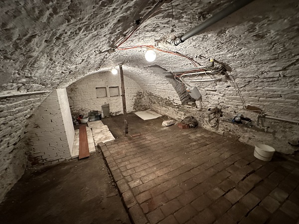 Bernburg, Salzlandkreis, Sachsen-Anhalt, Deutschland 06406, 5 Rooms Rooms,Wohn- und Geschäftshaus,Kaufen,1219 Bernburg, Salzlandkreis, Sachsen-Anhalt, Deutschland 06406, 5 Rooms Rooms,Wohn- und Geschäftshaus,Kaufen,1219