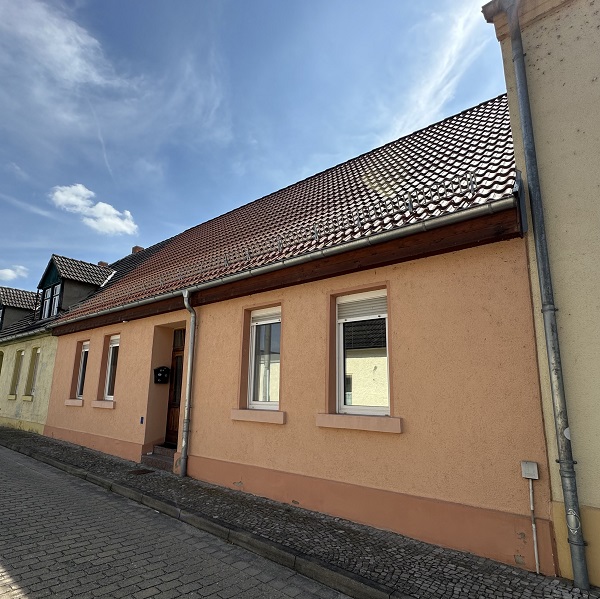 Alsleben, Salzlandkreis, Sachsen-Anhalt, Deutschland 06425, 3 Rooms Rooms,Einfamilienhaus,Kaufen,1222