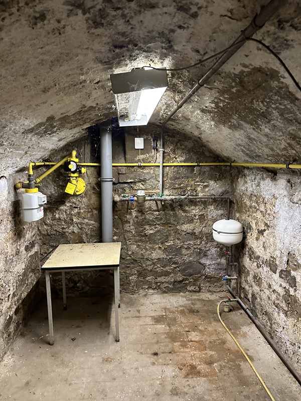 Alsleben, Salzlandkreis, Sachsen-Anhalt, Deutschland, 8 Rooms Rooms,Einfamilienhaus,Kaufen,1232