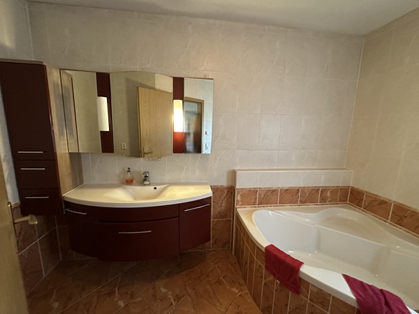 Sieglitz, Salzlandkreis, Sachsen-Anhalt, Deutschland, 4 Rooms Rooms,Einfamilienhaus,Kaufen,1235