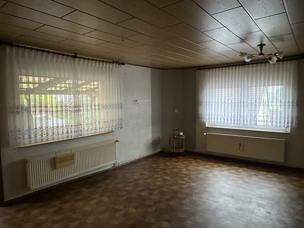 Zweihausen, Salzlandkreis, Sachsen-Anhalt, Deutschland 06420, 4 Rooms Rooms,Einfamilienhaus,Kaufen,1237