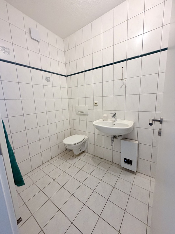 14 Schulstraße, Bernburg, Salzlandkreis, Sachsen-Anhalt, Deutschland 06406, 2 Rooms Rooms,2-Raum-Wohnung,Mieten,Schulstraße,1244