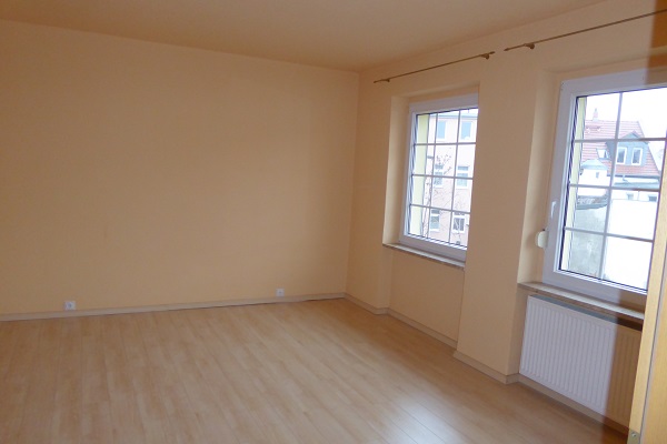 Salzlandkreis, Sachsen-Anhalt, Deutschland, 11 Rooms Rooms,Wohn- und Geschäftshaus,Kaufen,1036