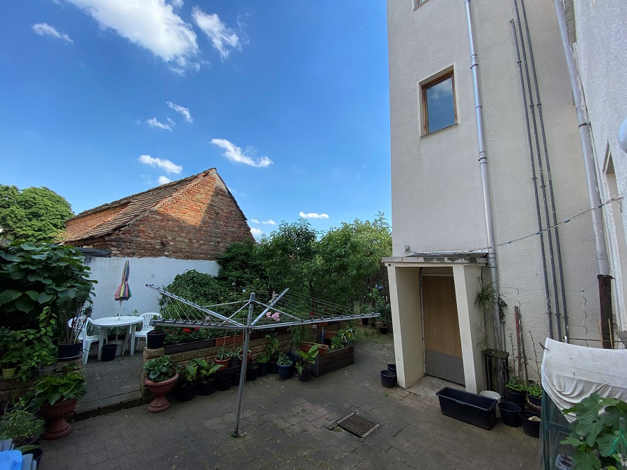 Köthen, Anhalt-Bitterfeld, Sachsen-Anhalt, Deutschland 06366, ,Mehrfamilienhaus,Kaufen,1070